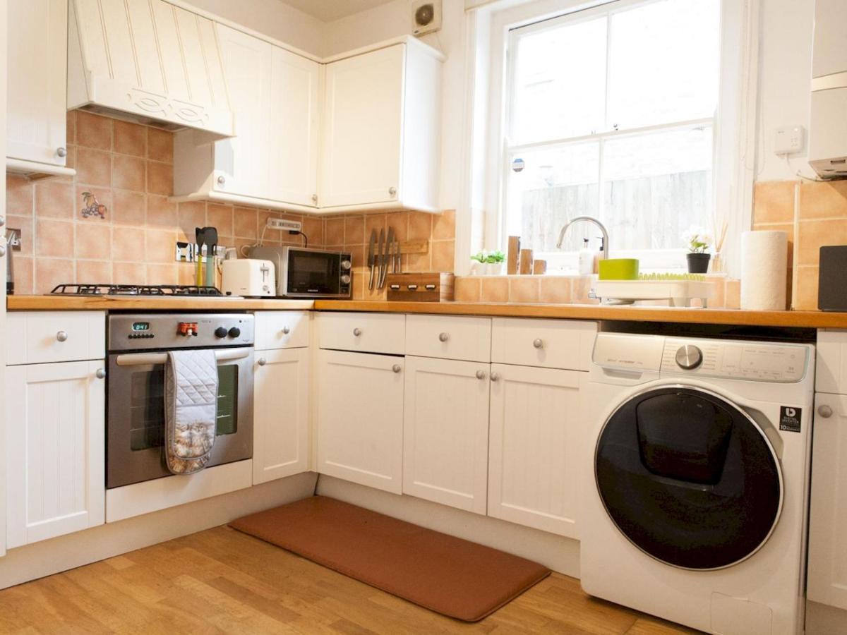 Pass The Keys Garden Apartment In Stockwell Londen Buitenkant foto