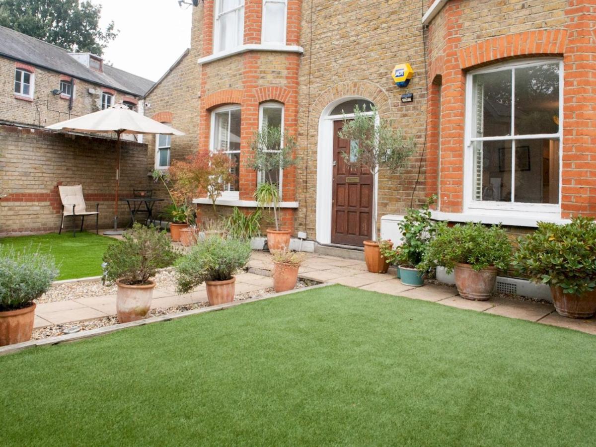 Pass The Keys Garden Apartment In Stockwell Londen Buitenkant foto