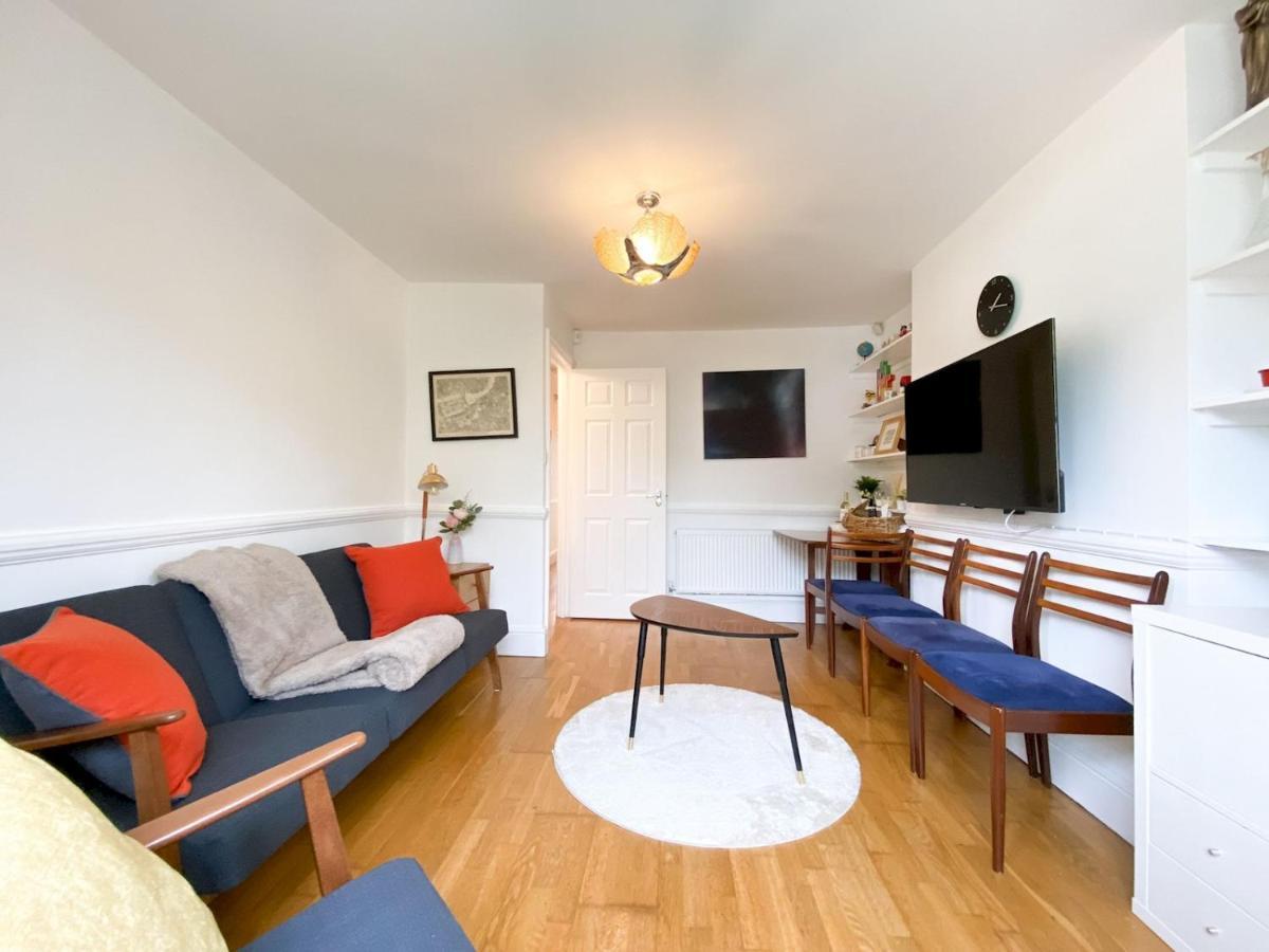 Pass The Keys Garden Apartment In Stockwell Londen Buitenkant foto