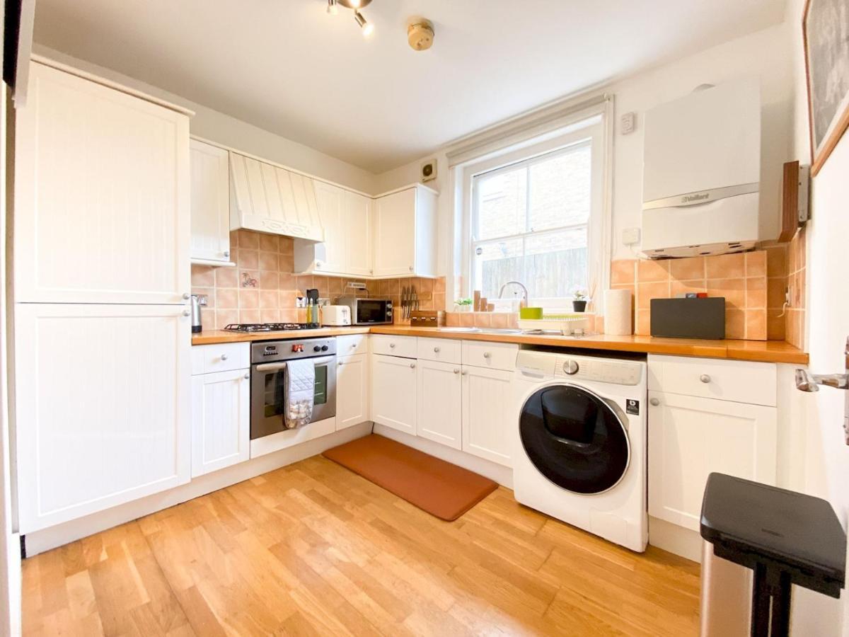 Pass The Keys Garden Apartment In Stockwell Londen Buitenkant foto